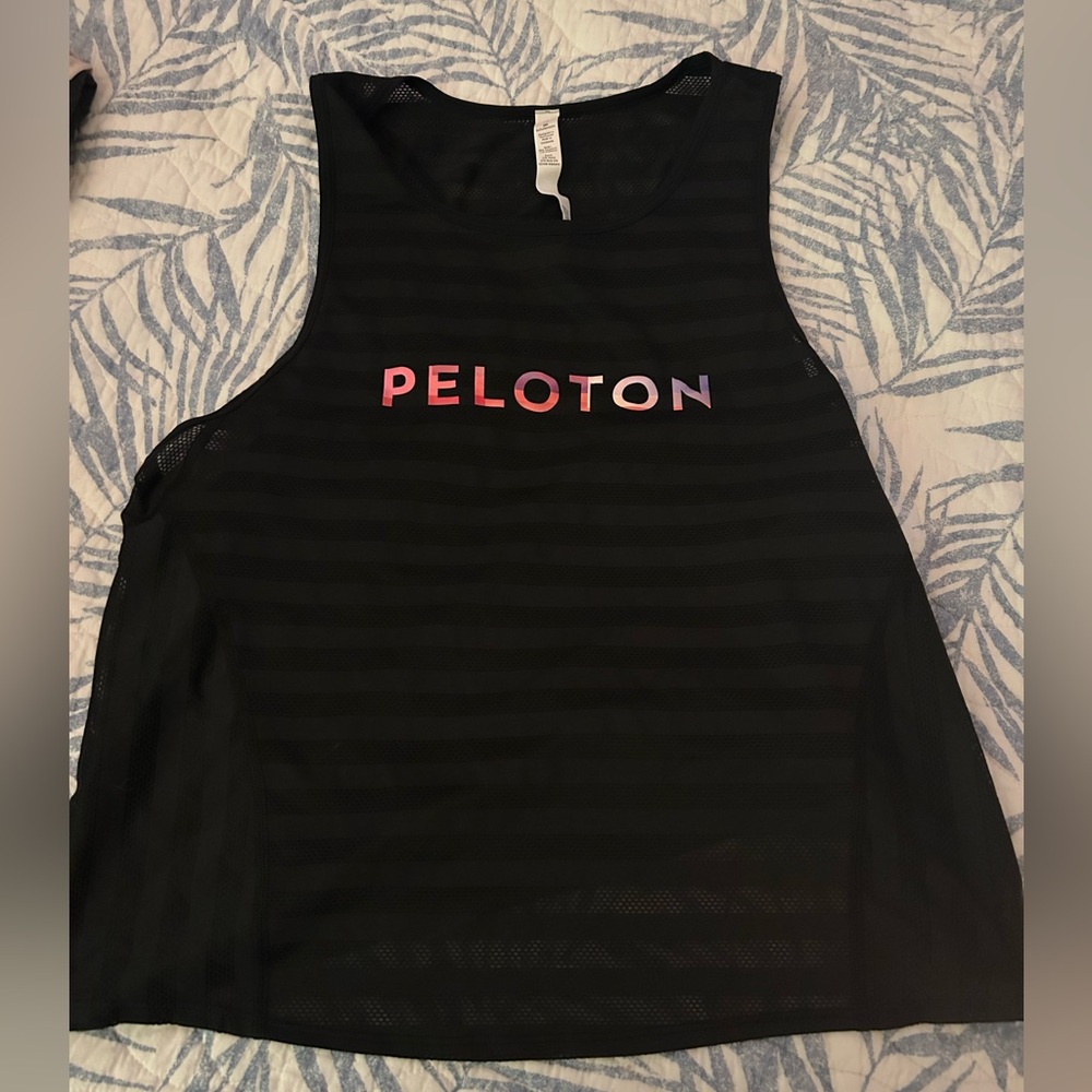 Lululemon peloton tank top
